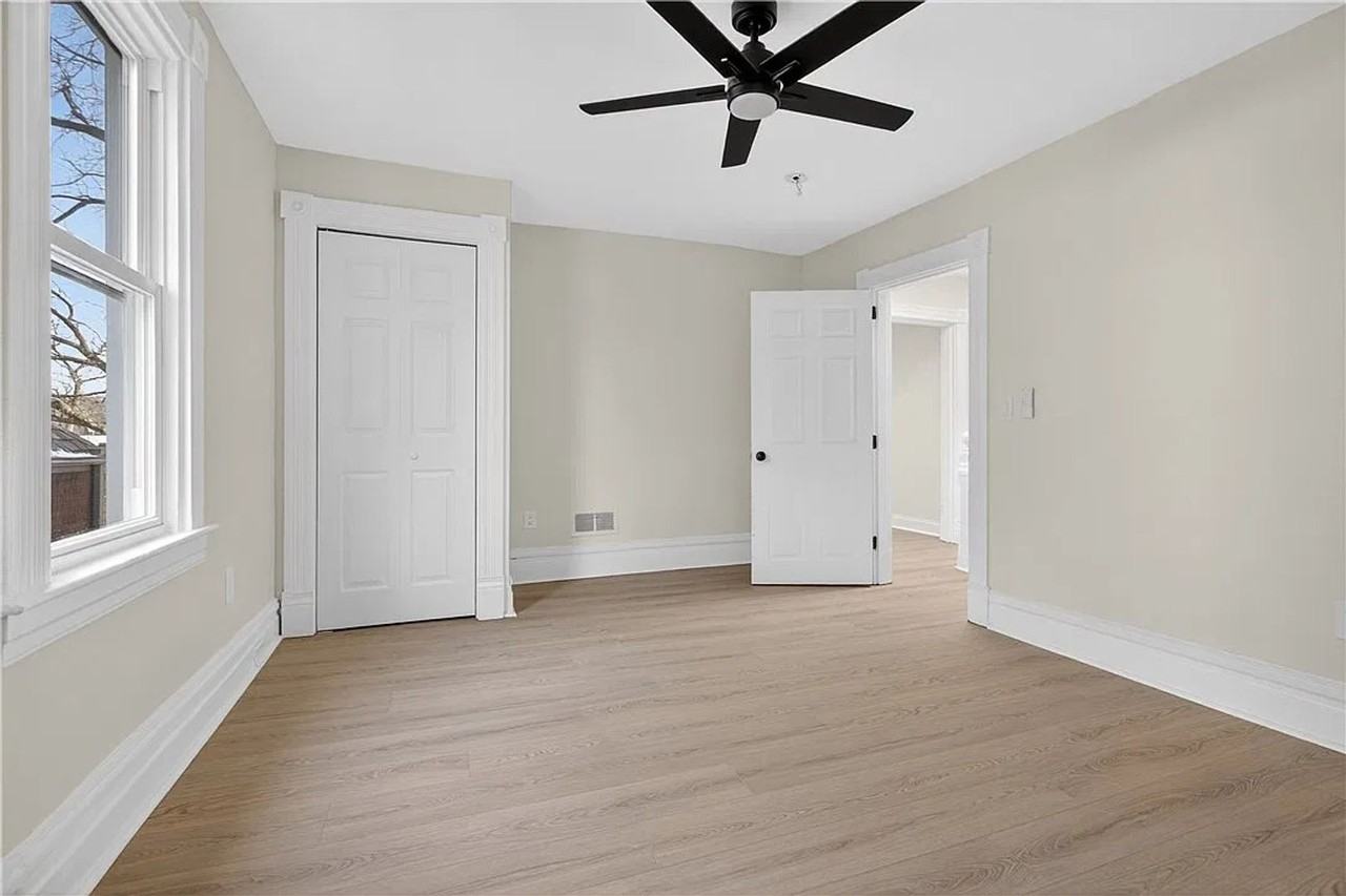 507 1/2 E End Ave - Photo 6 of 30