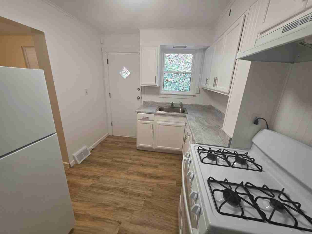 821 N 6th St - Photo 2 of 28
