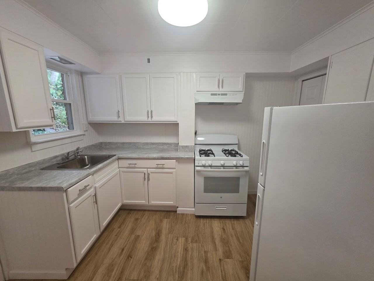 821 N 6th St - Photo 4 of 28