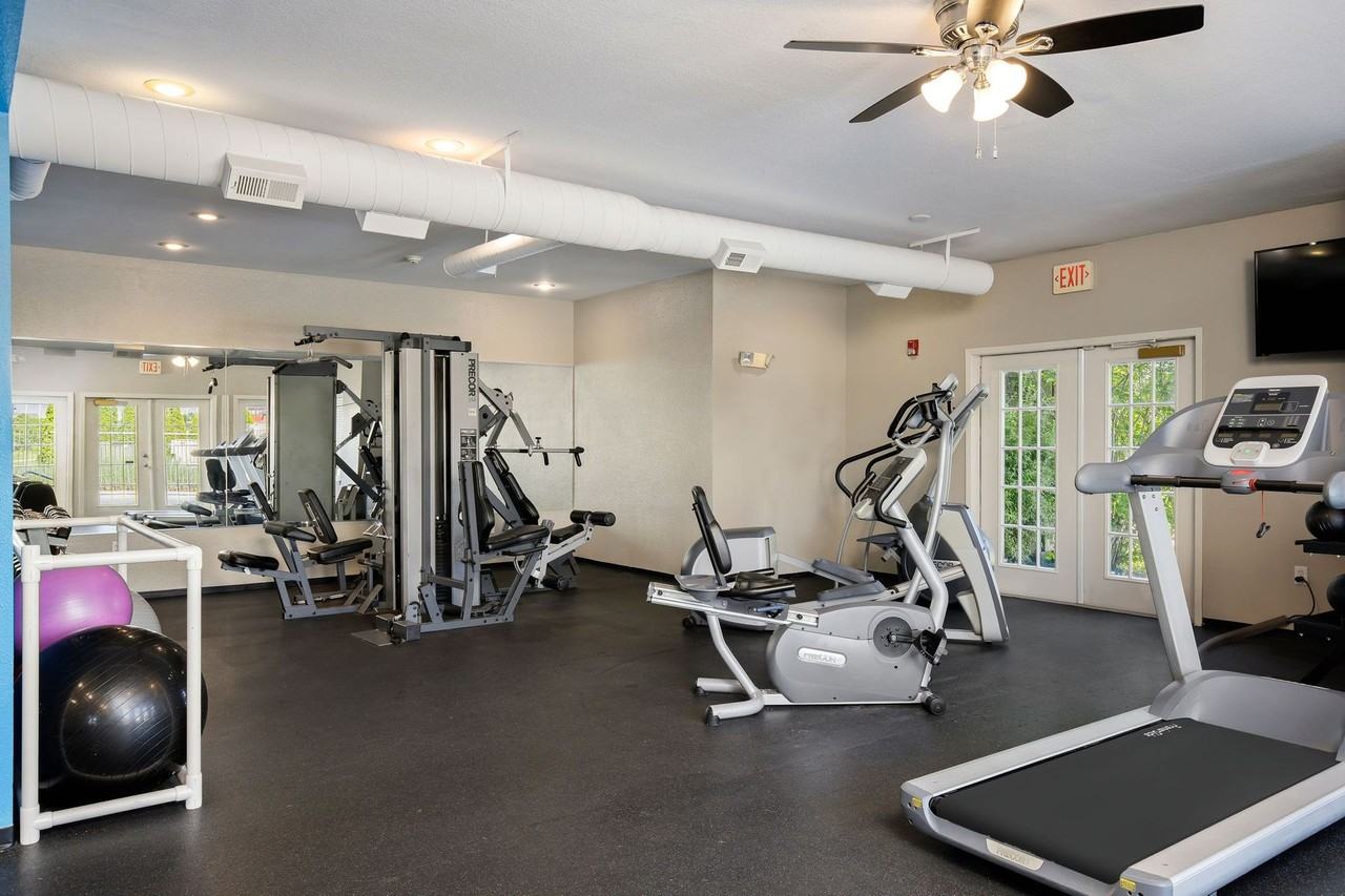Pepperwood Apartments - Photo 6 of 17