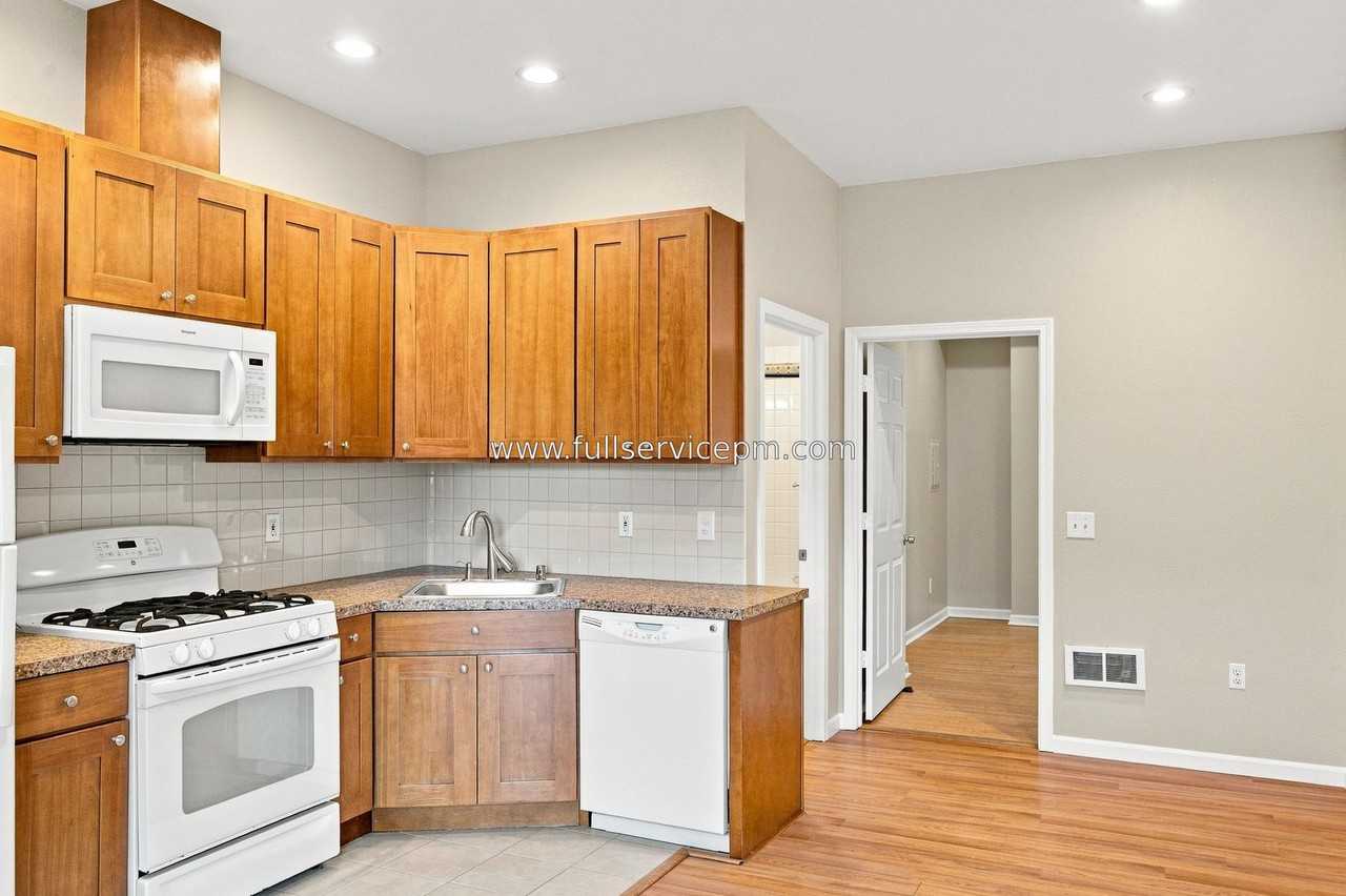 4303 Sw Myrtle St - Photo 6 of 18