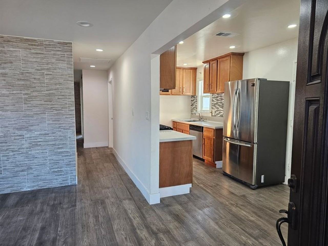 1864 Edsel Dr - Photo 2 of 33