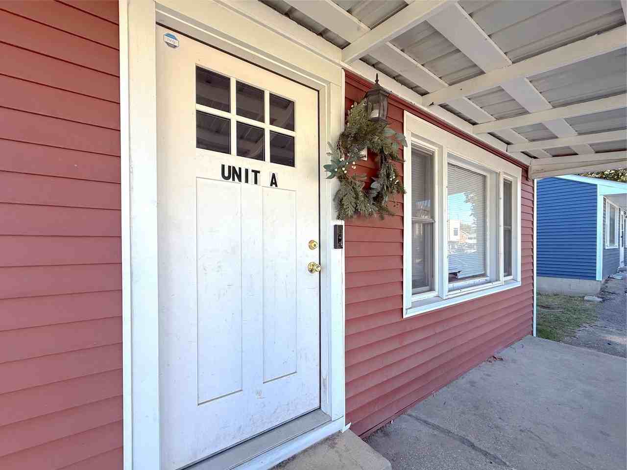 **August 2027** Perfect for IU Football Fans!! 5 Bed, 2.5 Bath with Outdoor Space!! - Photo 2 of 23
