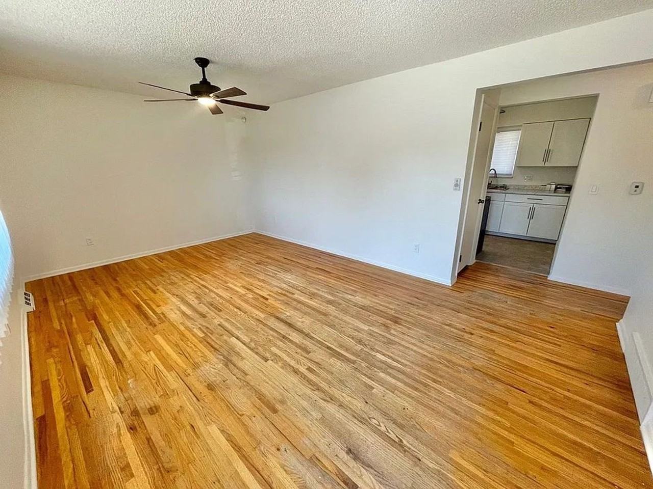 1427 Ember St - Photo 4 of 13
