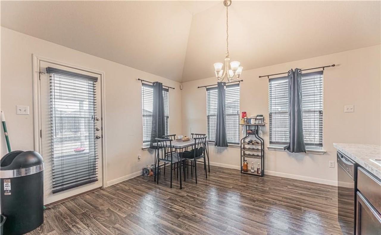 6703 Catherine Dr - Photo 5 of 15