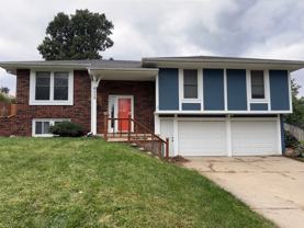 6118 N 27th Street Ter - Photo 1 of 1