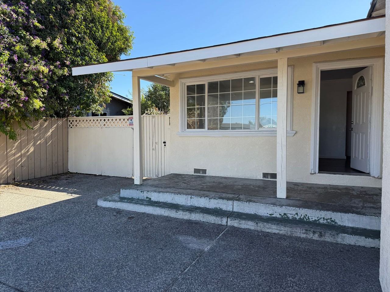 1934 Lavonne Ave - Photo 2 of 18
