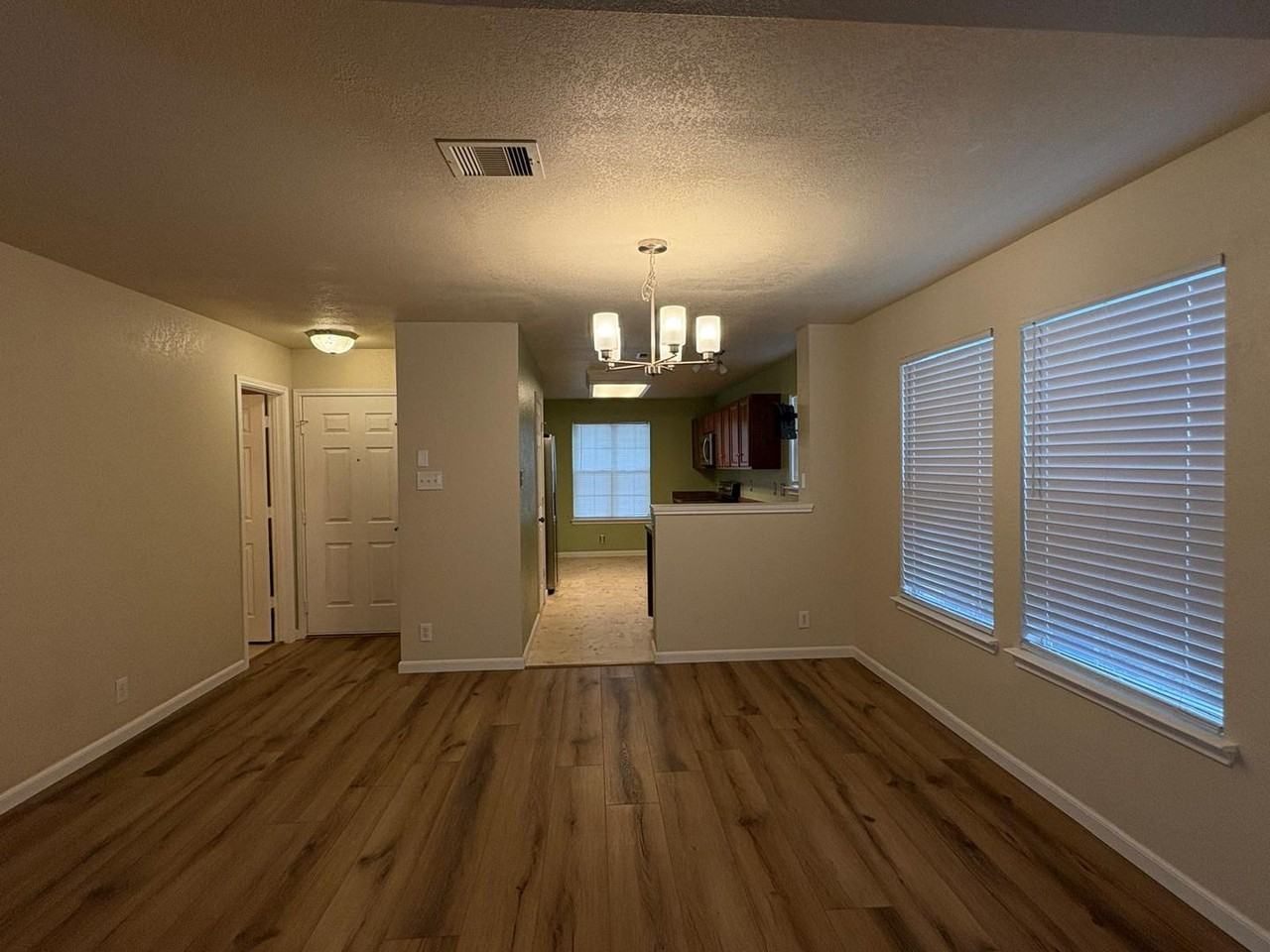 4915 Bear Wood - Photo 5 of 23