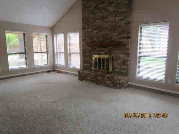 4918 Ridgeline Dr - Photo 2 of 19