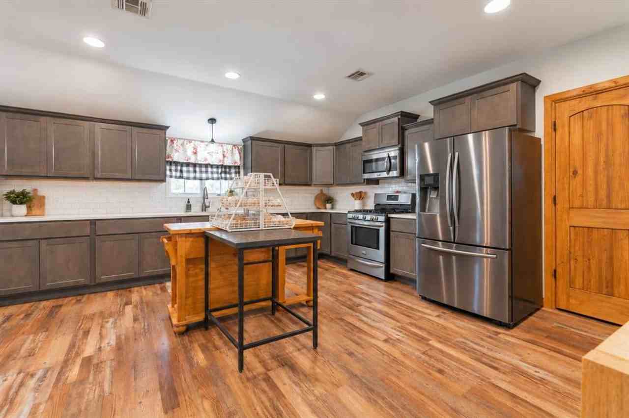 7435 N Peebly Rd - Photo 6 of 20