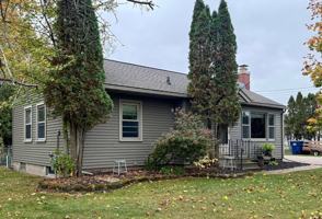 featured image of 152025 Robin Ln