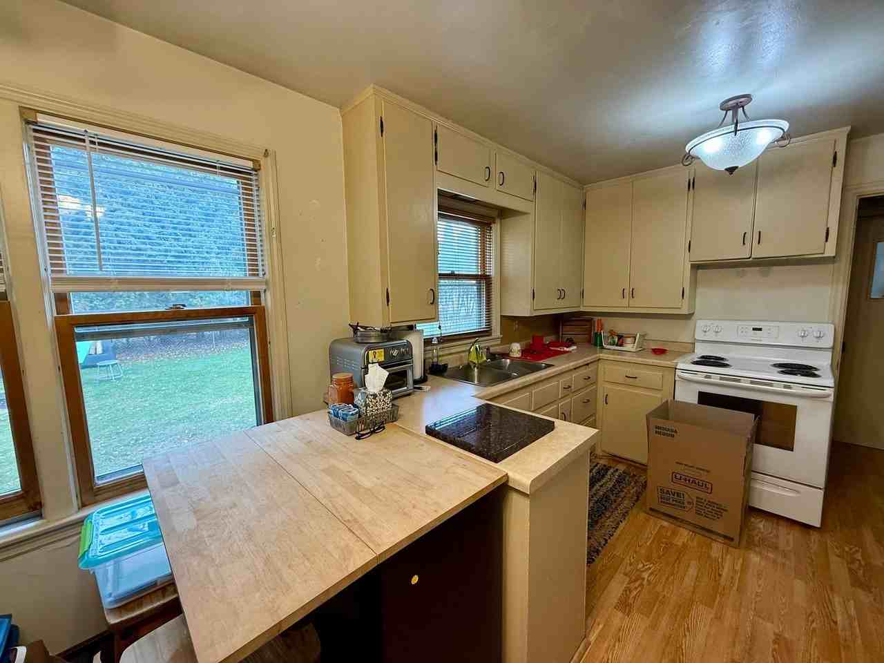 152025 Robin Ln - Photo 3 of 14