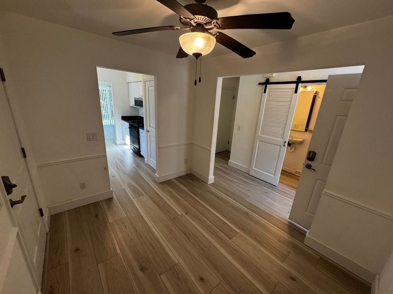 5725 Pine Rdg - Photo 6 of 17