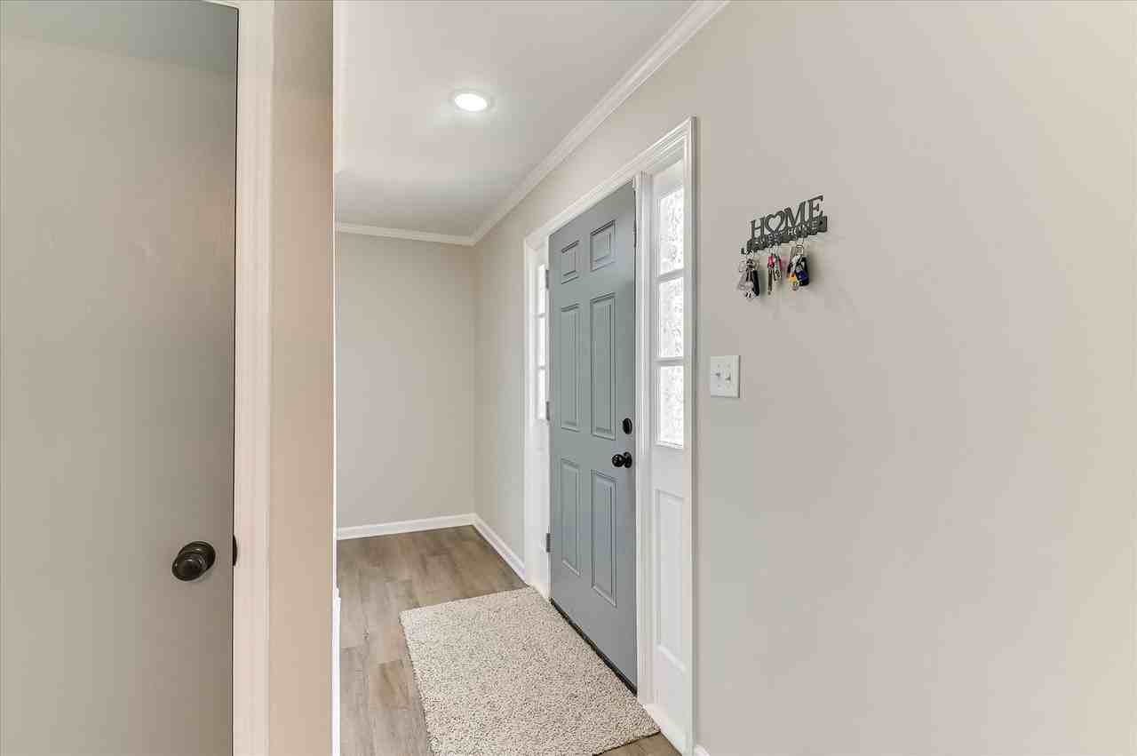 4124 Country Ln - Photo 5 of 27