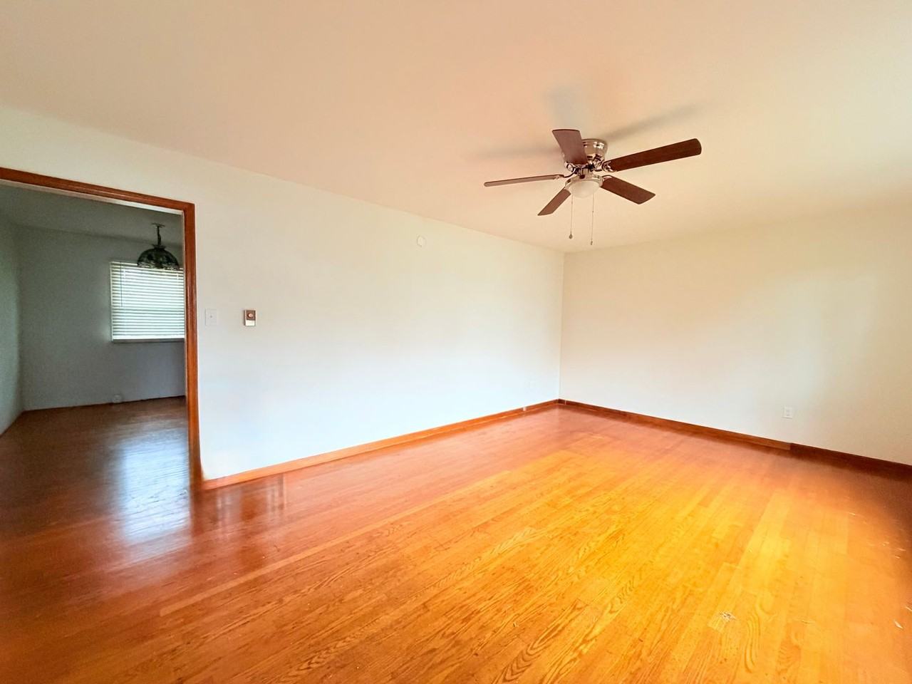 104 Country Side Dr - Photo 3 of 14
