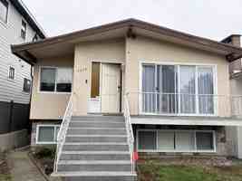 featured image of 7658 Osler Street