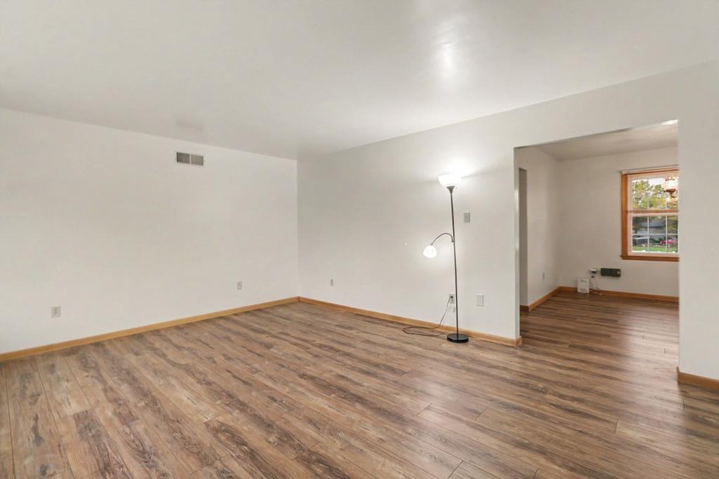 420 Heisers Ln - Photo 4 of 16