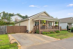 featured image of 40 Quinn Hill Ln