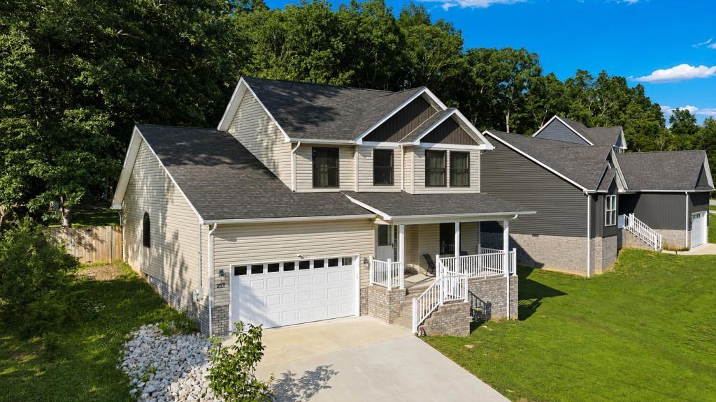 287 Hampton Rd - Photo 2 of 16