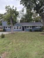 featured image of 2917 Meadowlark Rd
