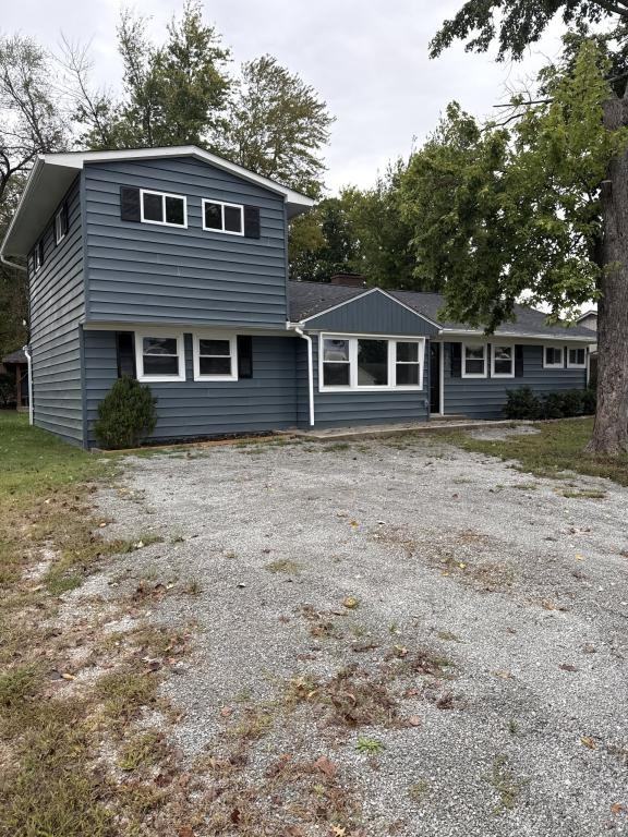 2917 Meadowlark Rd - Photo 2 of 29