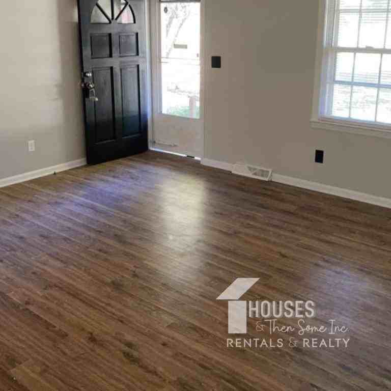 140 Clark Ave - Photo 3 of 19