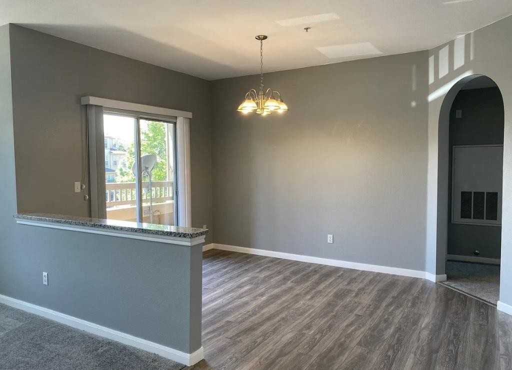 12922 Ironstone Way - Photo 5 of 15