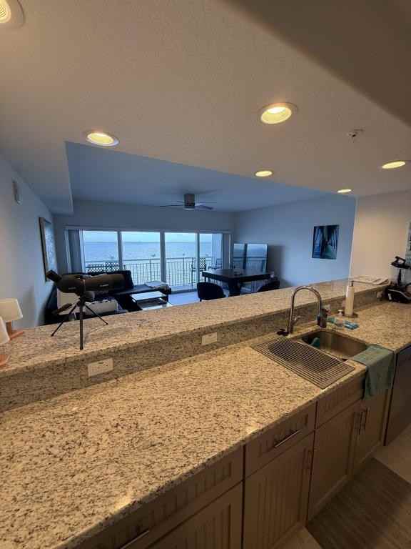 1805 Riverside Dr - Photo 5 of 20