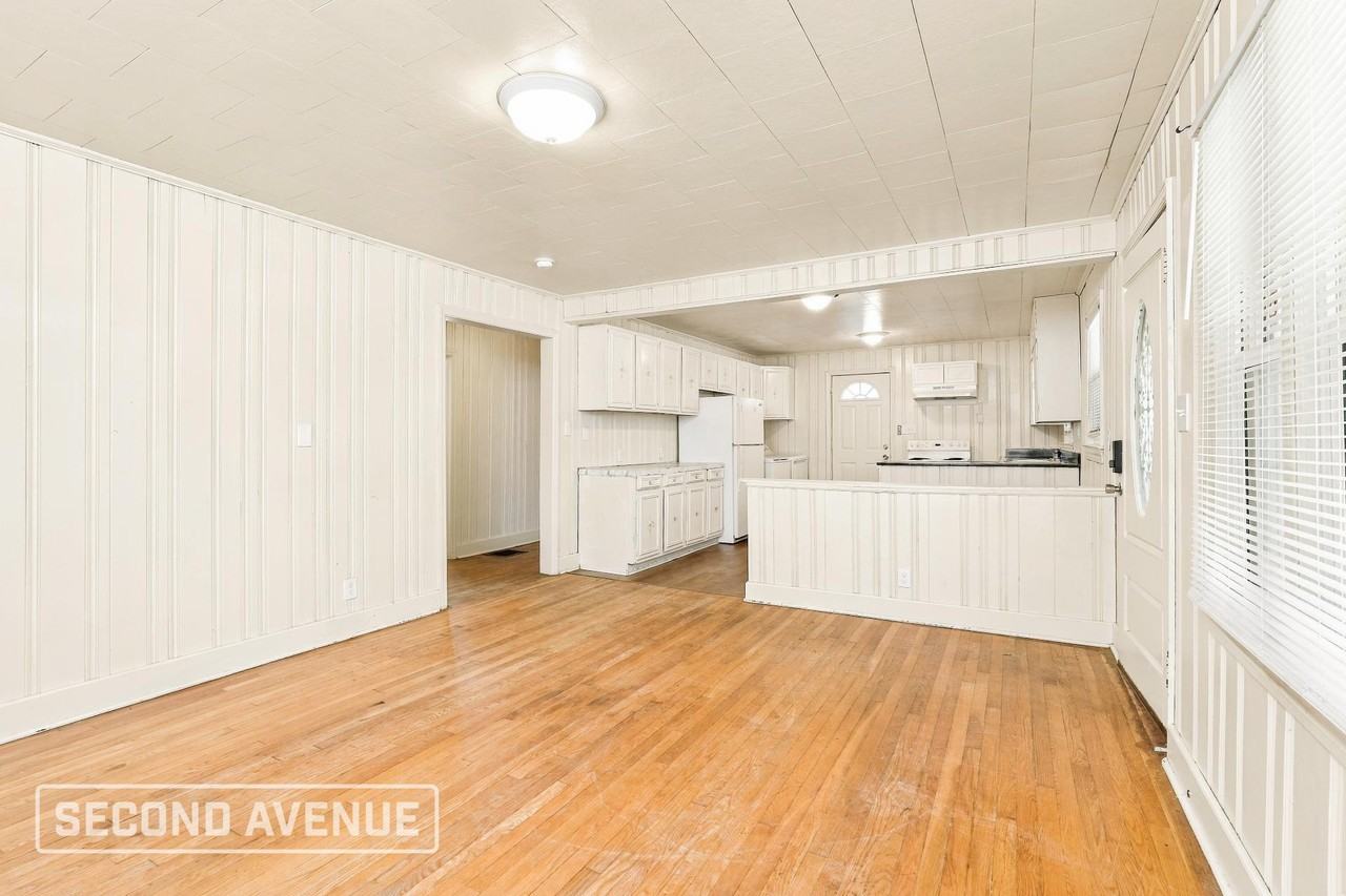 4905 Doris St - Photo 3 of 16
