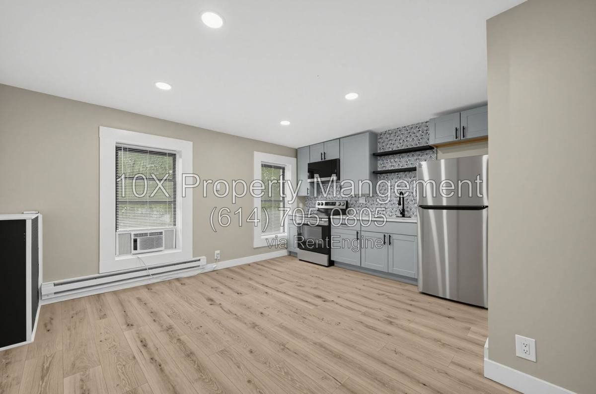 248 Lexington Ave #3 - Photo 3 of 16