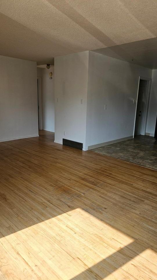4032 Ella Ave #1 - Photo 4 of 22