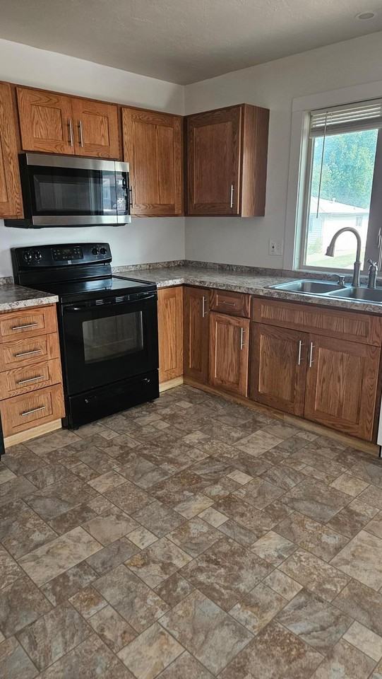 4032 Ella Ave #1 - Photo 5 of 22