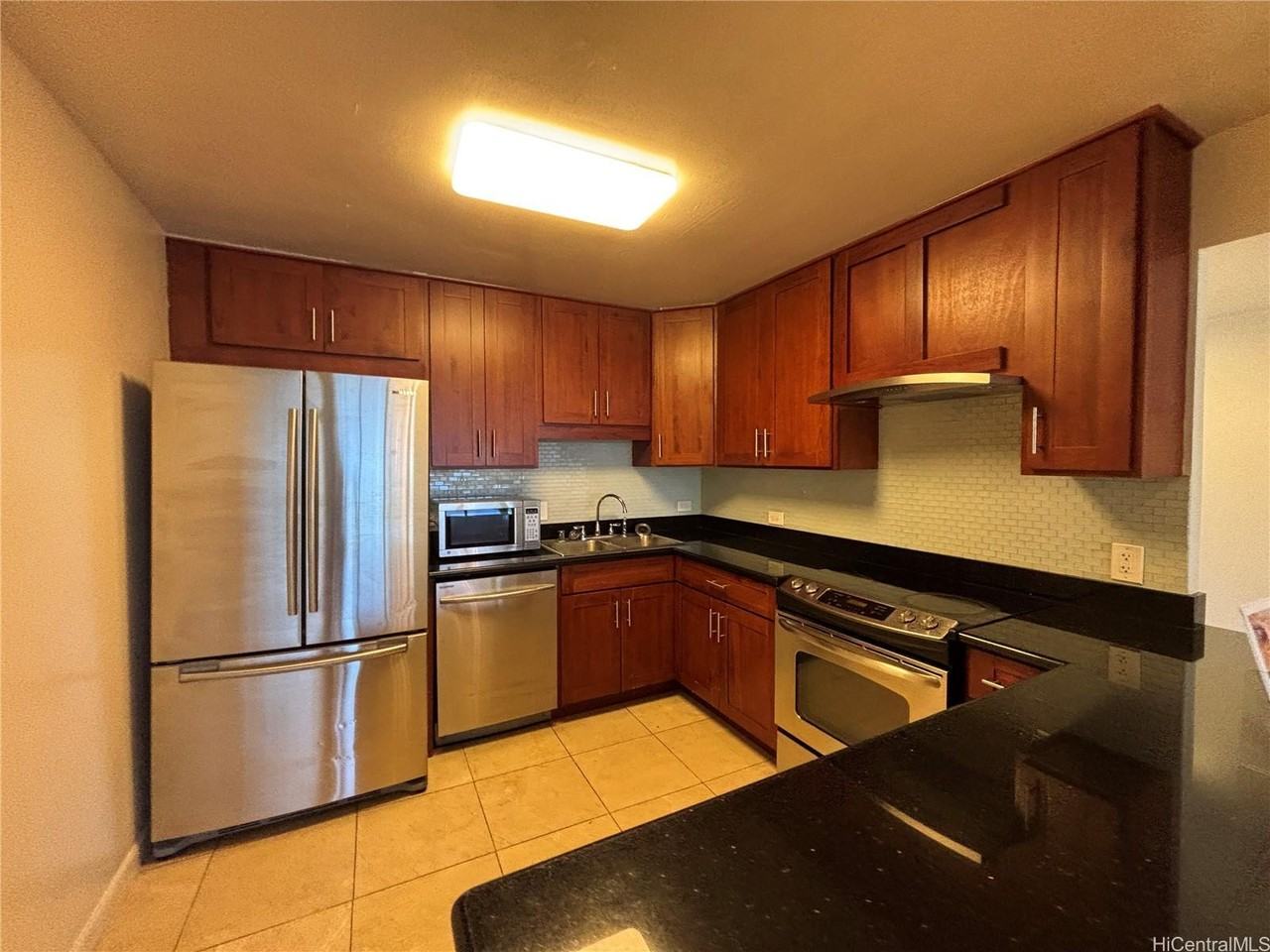 1860 Ala Moana Blvd #1410