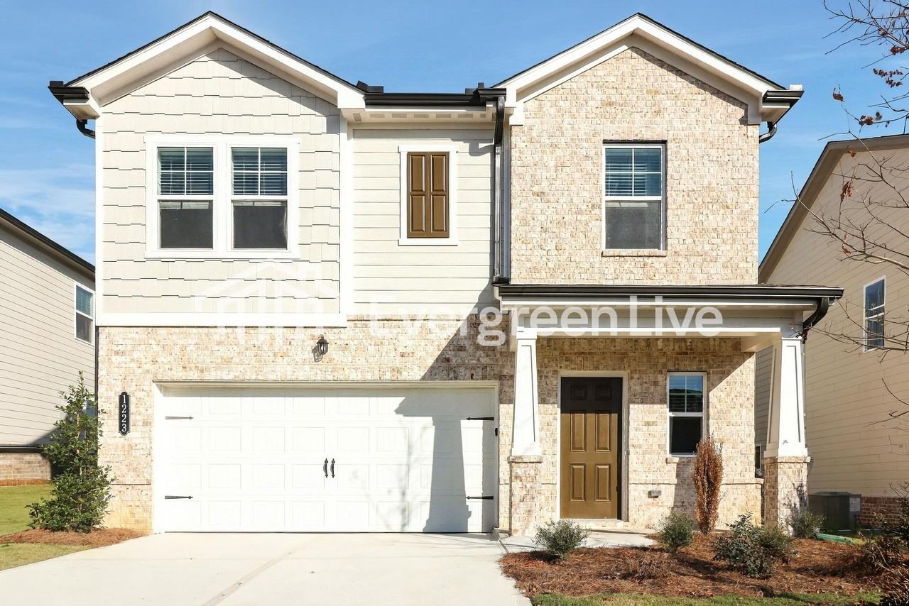 1223 Leyland Pass - Photo 2 of 15
