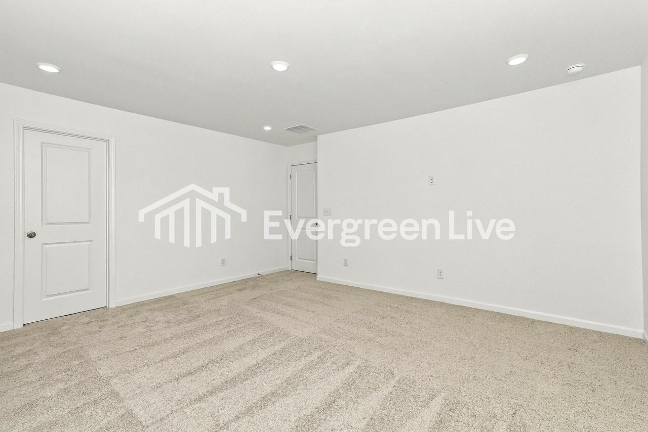 1223 Leyland Pass - Photo 7 of 15