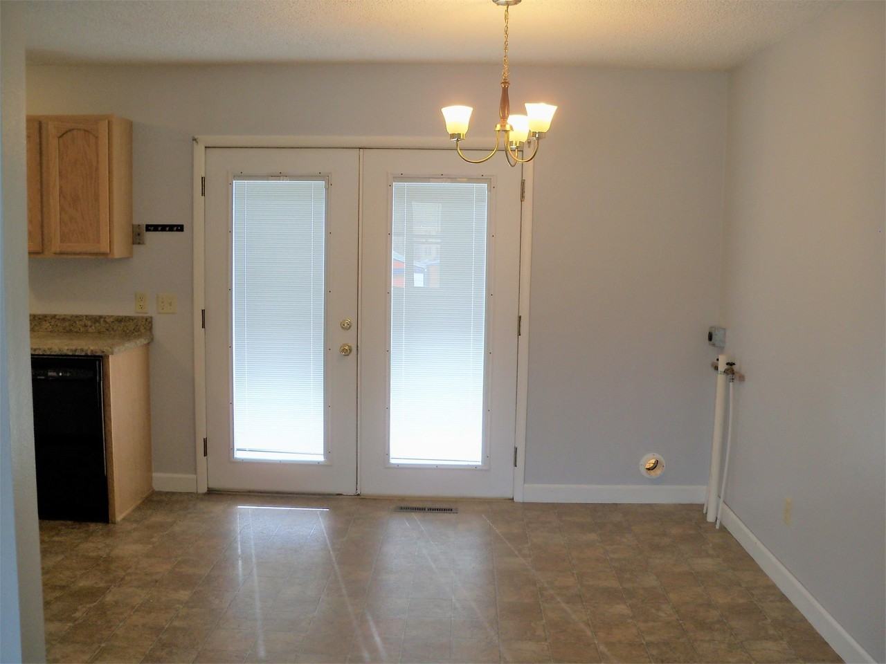 1108 Sunnyside Ln #1 - Photo 3 of 9