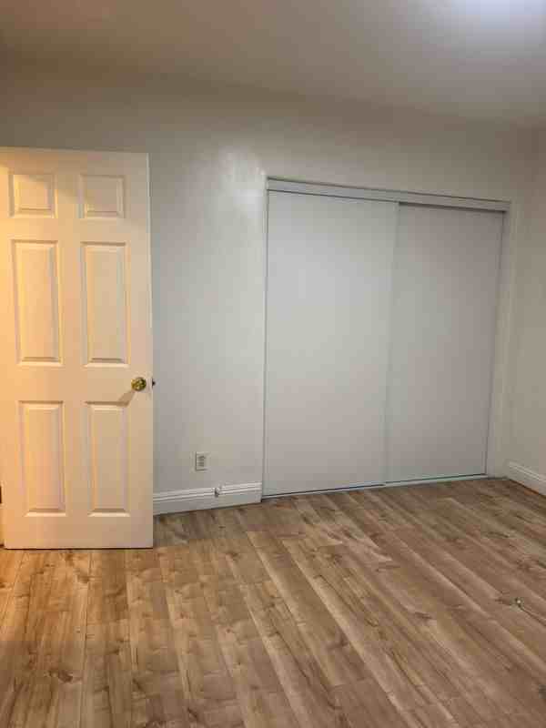1500 W 60th St - Photo 4 of 8