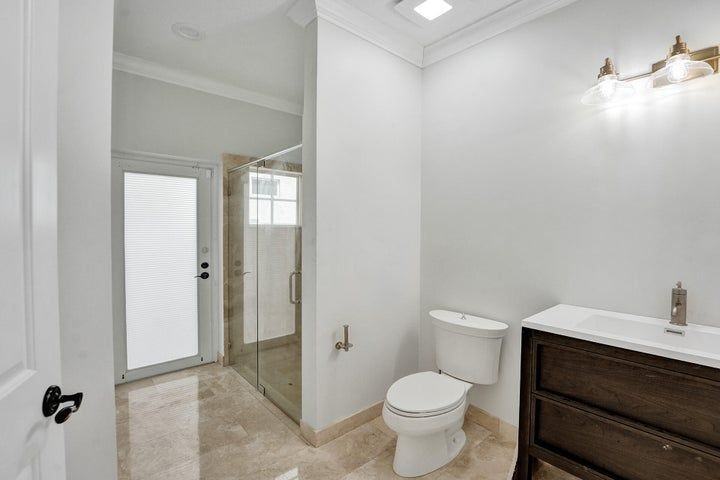 827 Se 2nd Ct - Photo 6 of 22