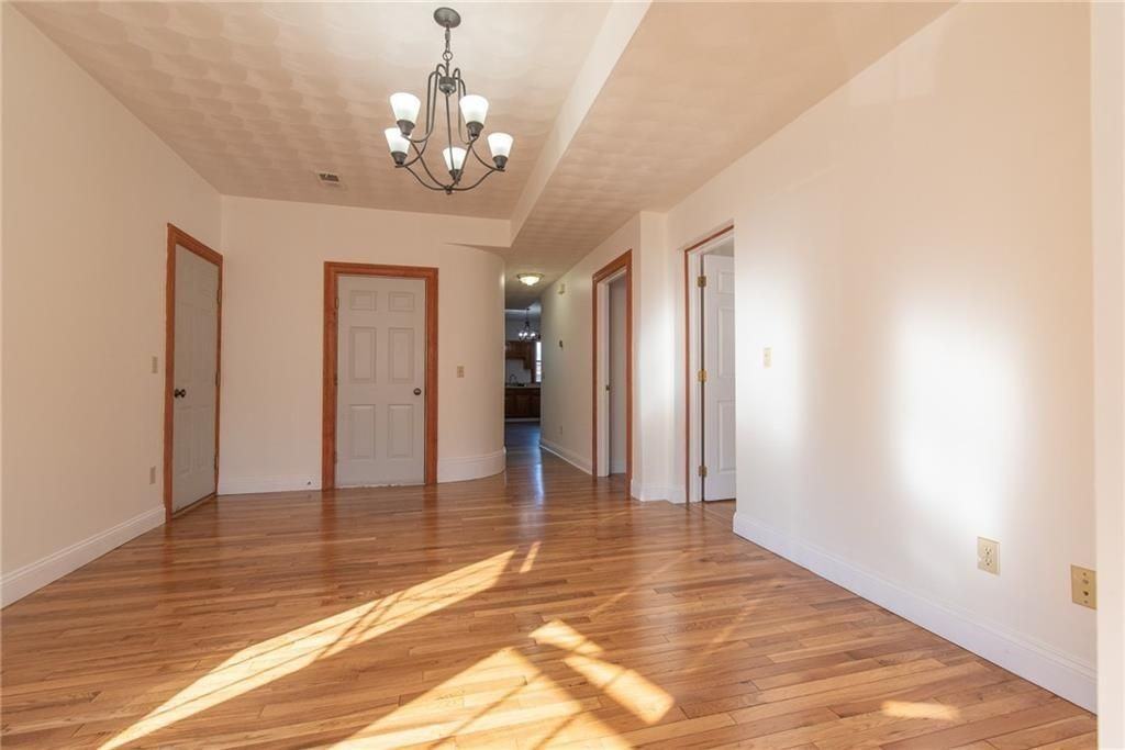 33 Marlborough Ave ##2 - Photo 7 of 24