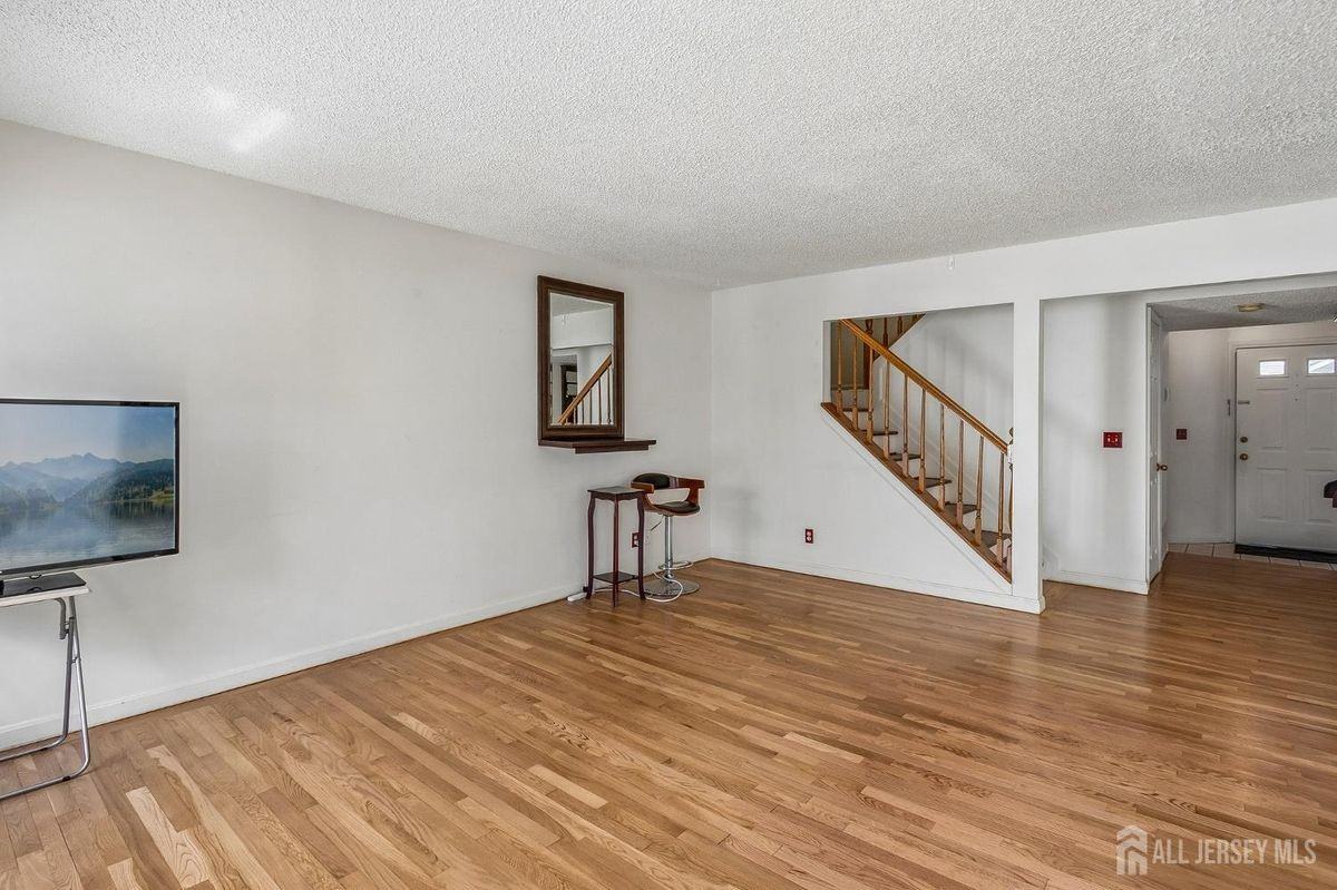 118 Magee Ct - Photo 4 of 19