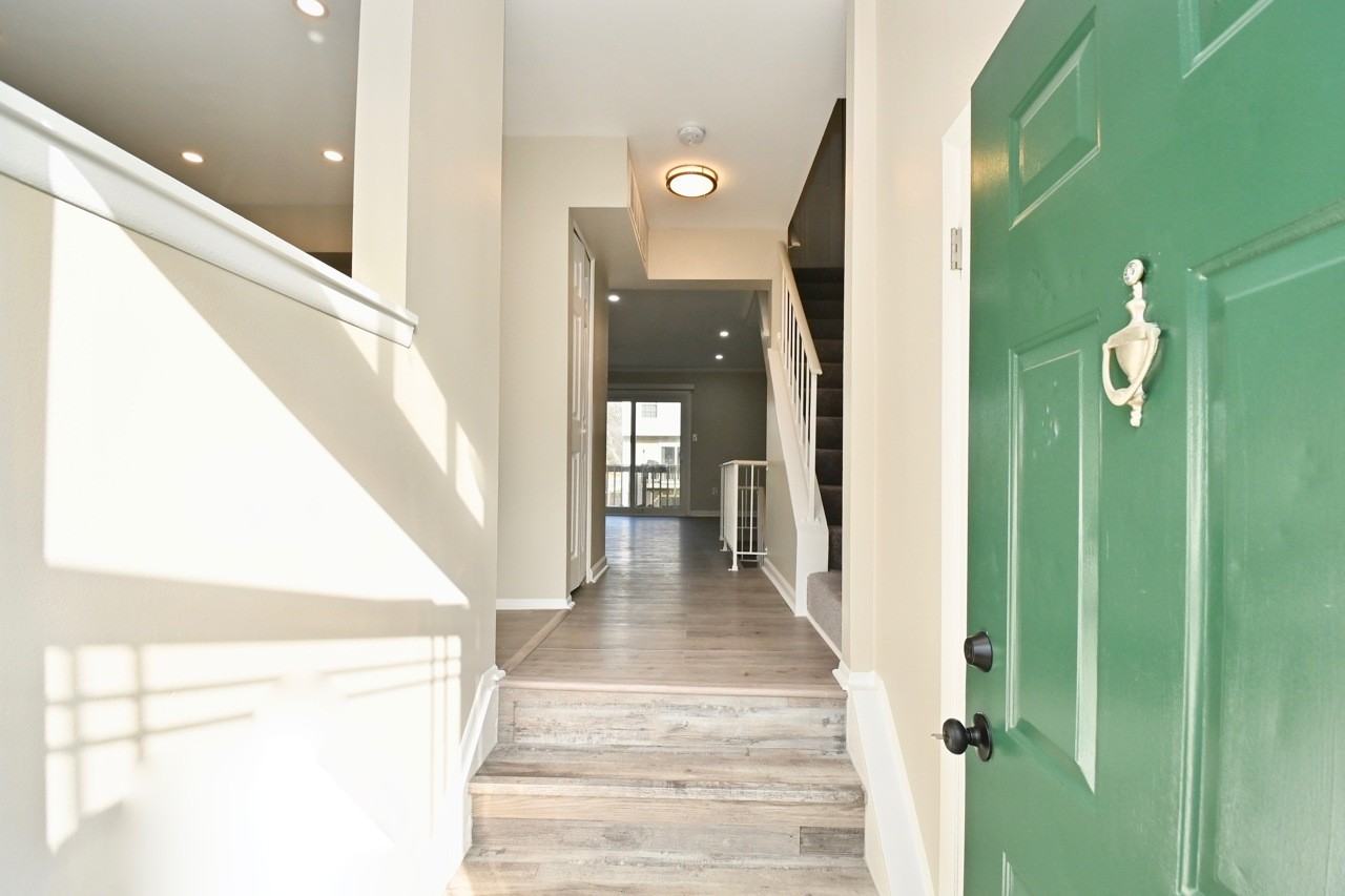 2 Wild Cherry Ct - Photo 3 of 34