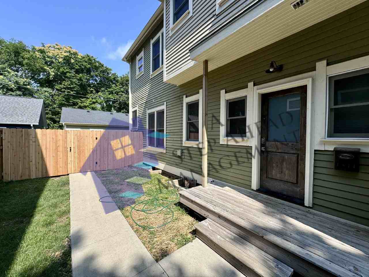 1844 N Alabama St - Photo 4 of 24