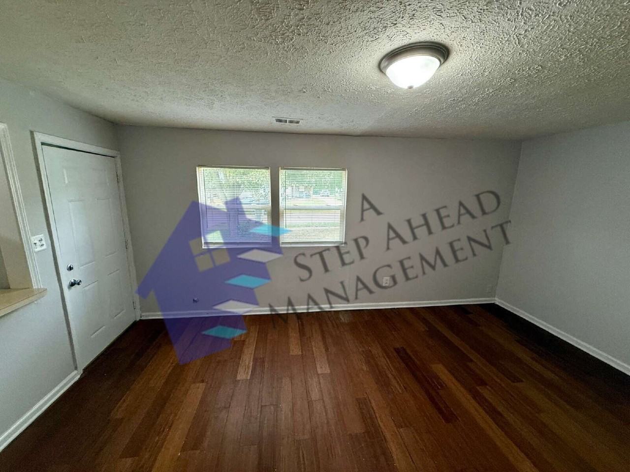 6138 Nimitz Dr - Photo 3 of 16