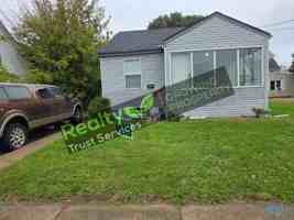 featured image of 1310 Leavitt Rd