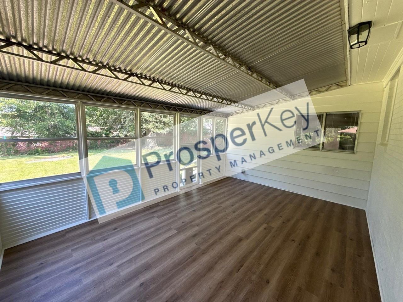 622 Cardinal Ave - Photo 4 of 14