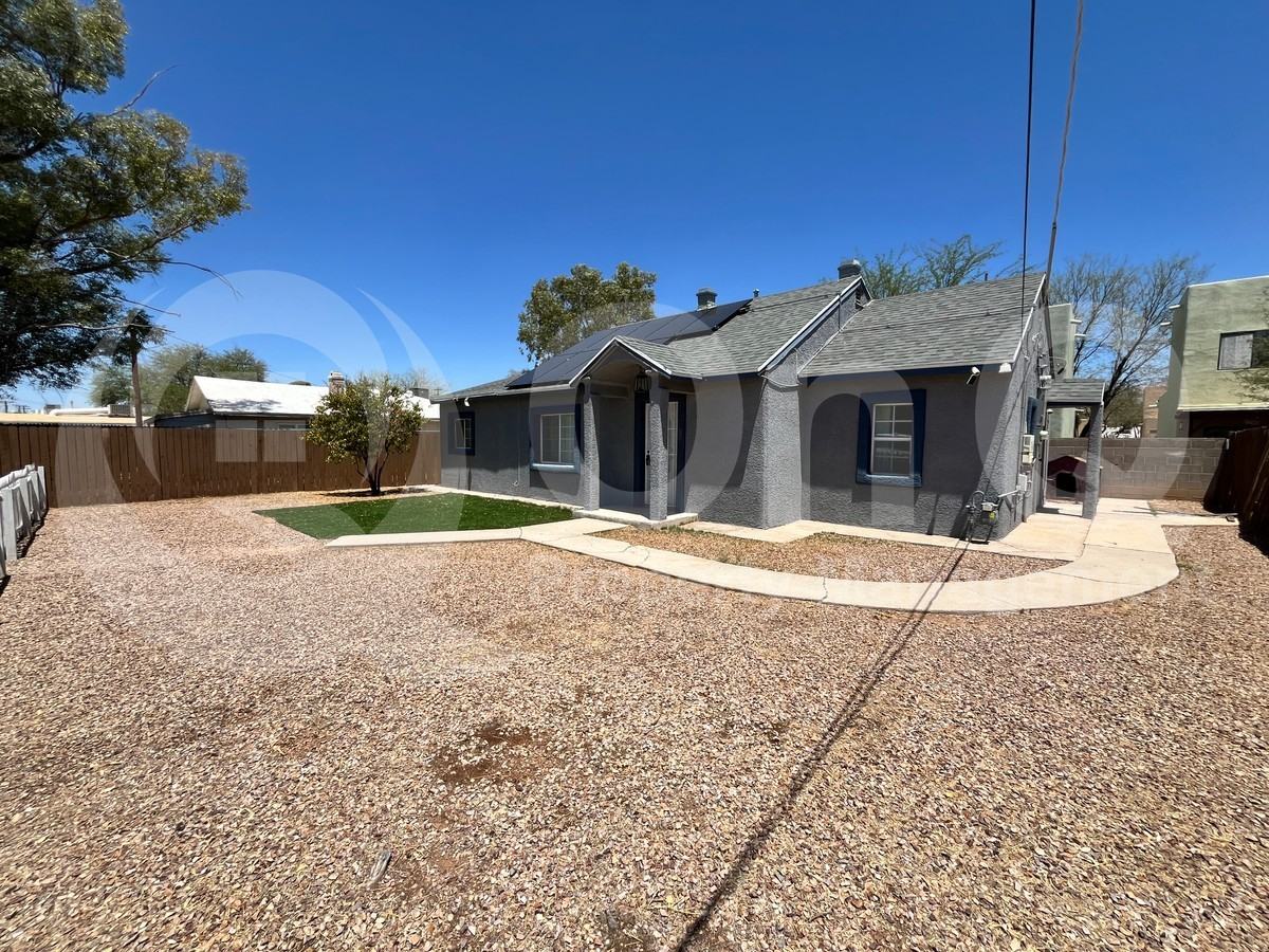 3725 E Flower St - Photo 2 of 20