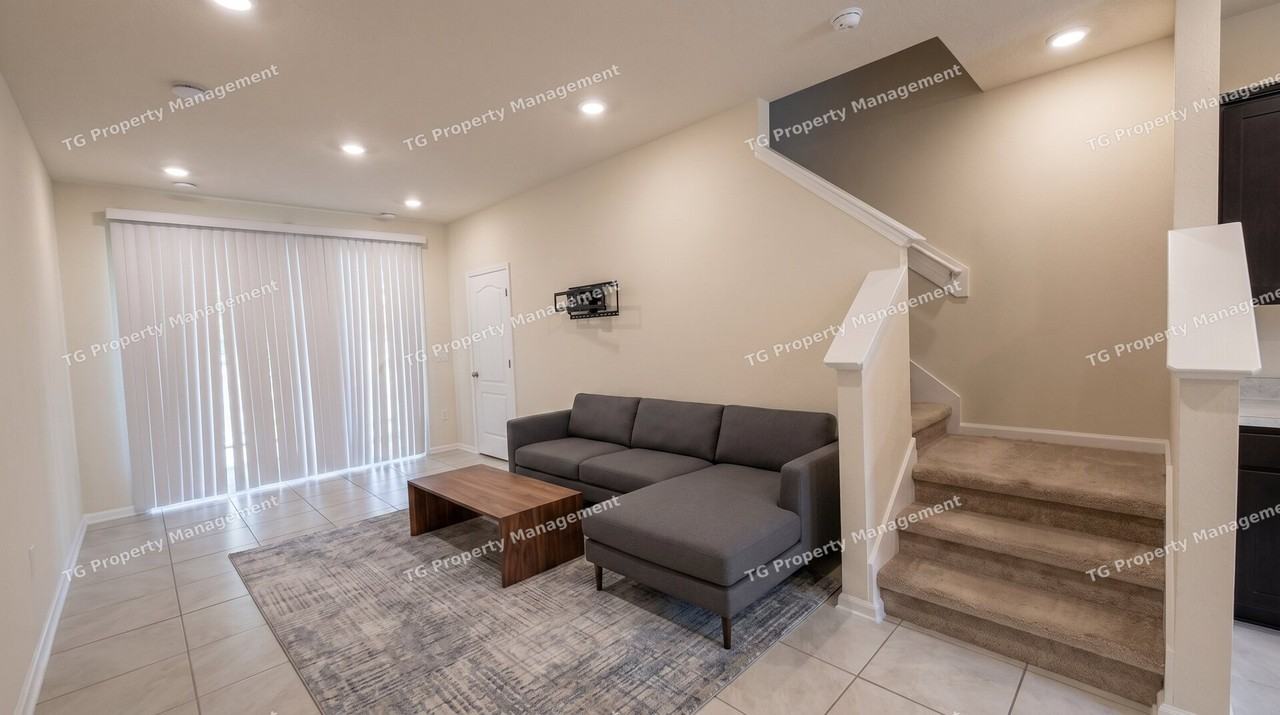 8245 Watercourse Way - Photo 6 of 14