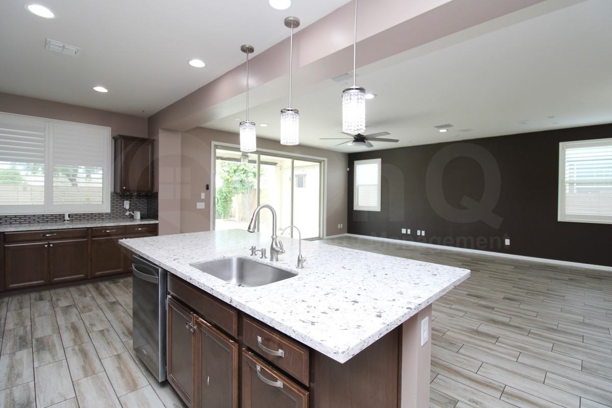 3080 S Jasmine Dr - Photo 3 of 41