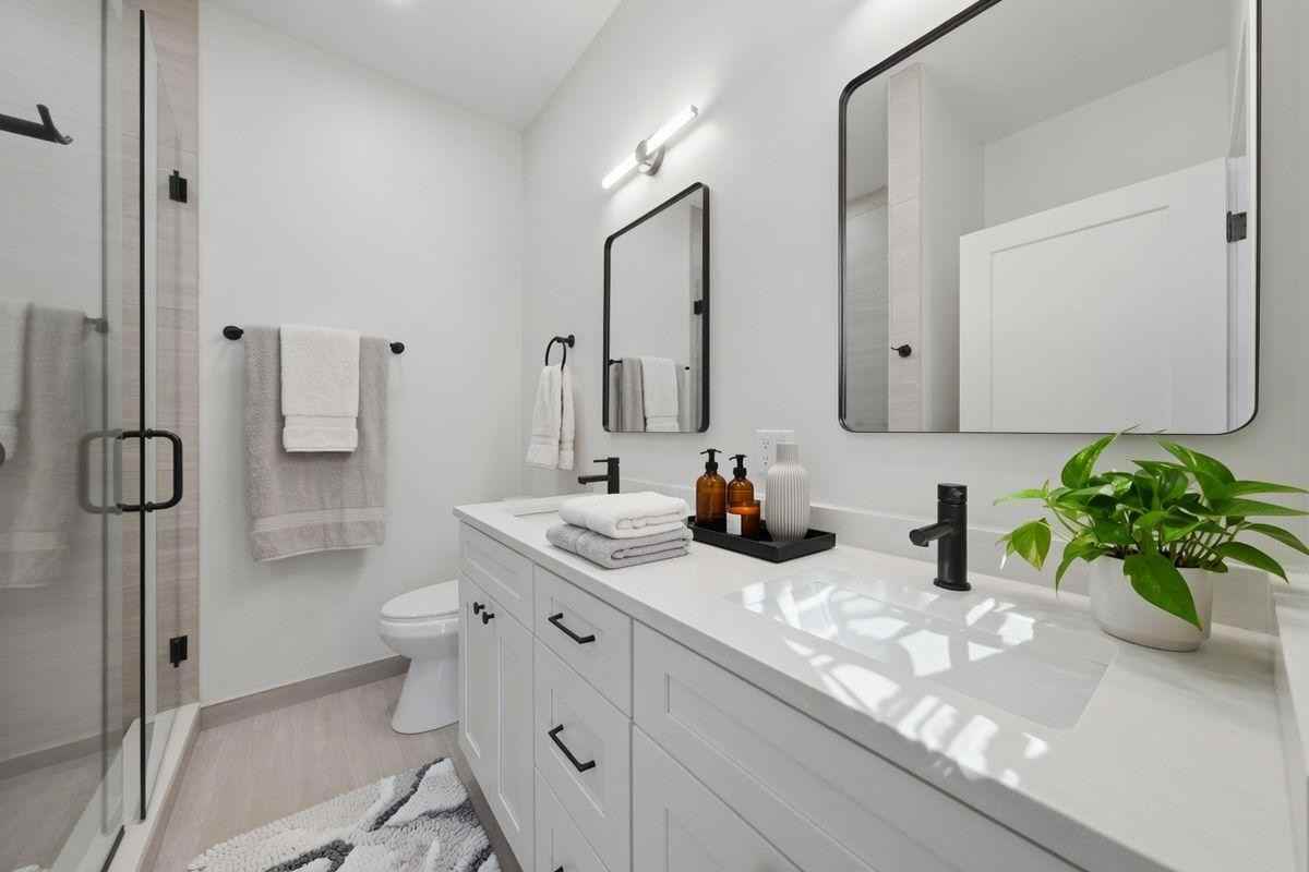 2931 W Washington Blvd #3 - Photo 7 of 12