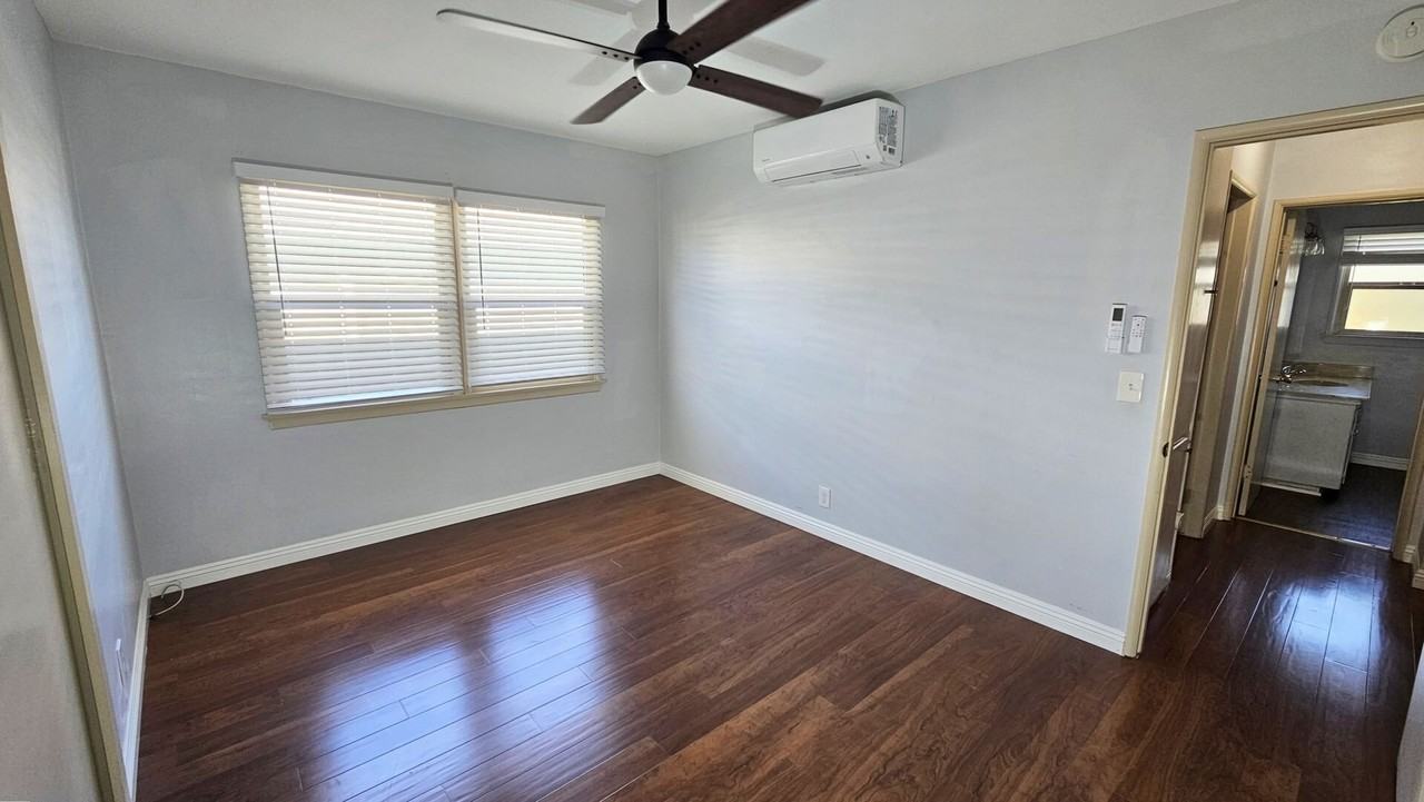 755 W Foothill Blvd - Photo 7 of 16